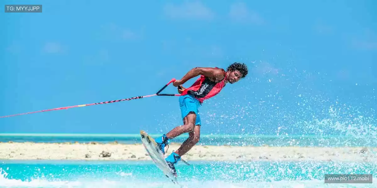 身临其境，感受赛场心跳！🎧📱